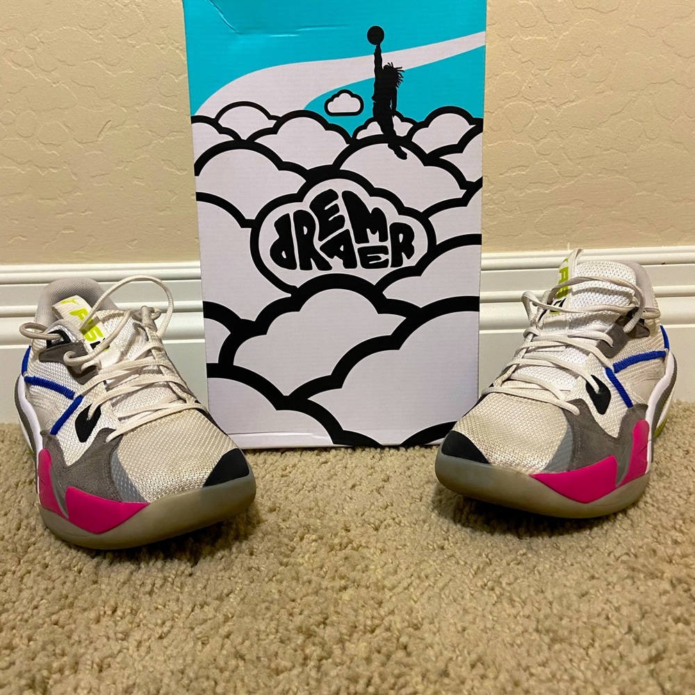 Size 11-Puma RS-Dreamer Basketball Shoe